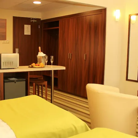Ginkgo Hotel Hódmezővásárhely