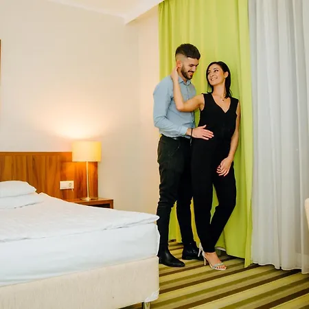 Ginkgo Hotel 4*