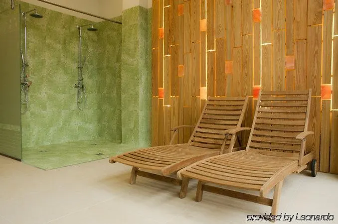 Ginkgo Hotel 4*