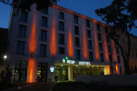 Ginkgo Hotel 4*
